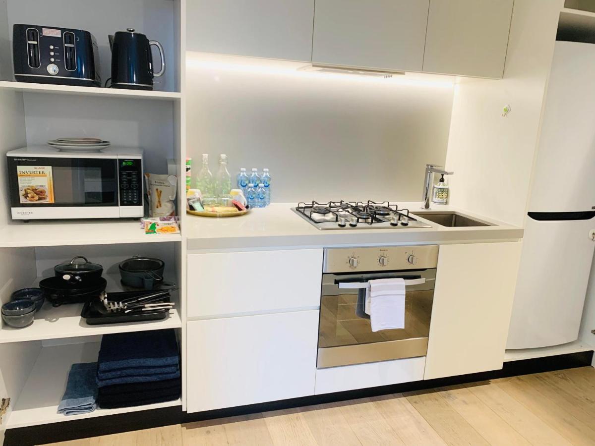 Melbourne Cbd Empire Apartment Екстериор снимка